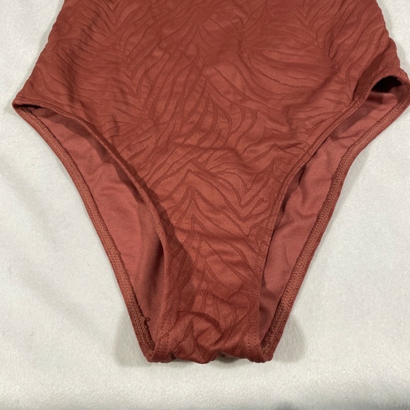NEW Roxy [ Small ]‎ Wild Babe Animal Print One-Piece Swimsuit Marsala - Picture 7 of 12